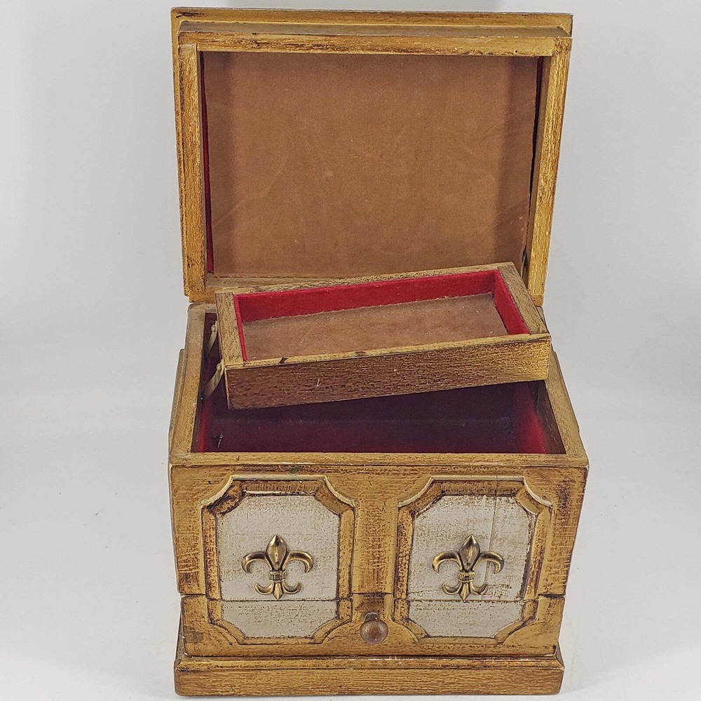 Vintage hand painted tole style wood gold jewelry music box - Picture 5 of 7
